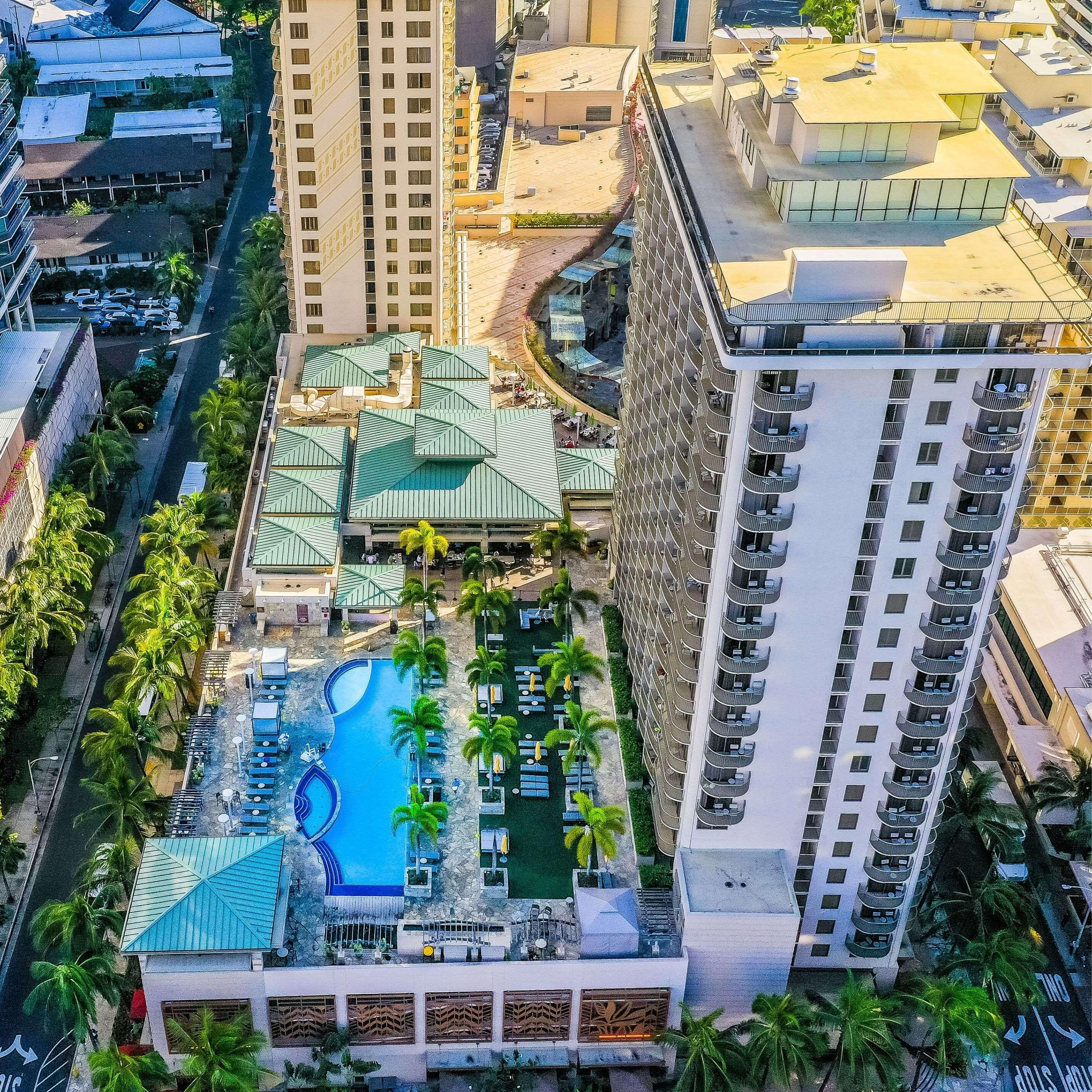 เอ็มบาสซี่ สวีทส์ โฮเต็ล ไวย์กิกิ บีชวอล์ค Hotel โฮโนลูลู ภายนอก รูปภาพ