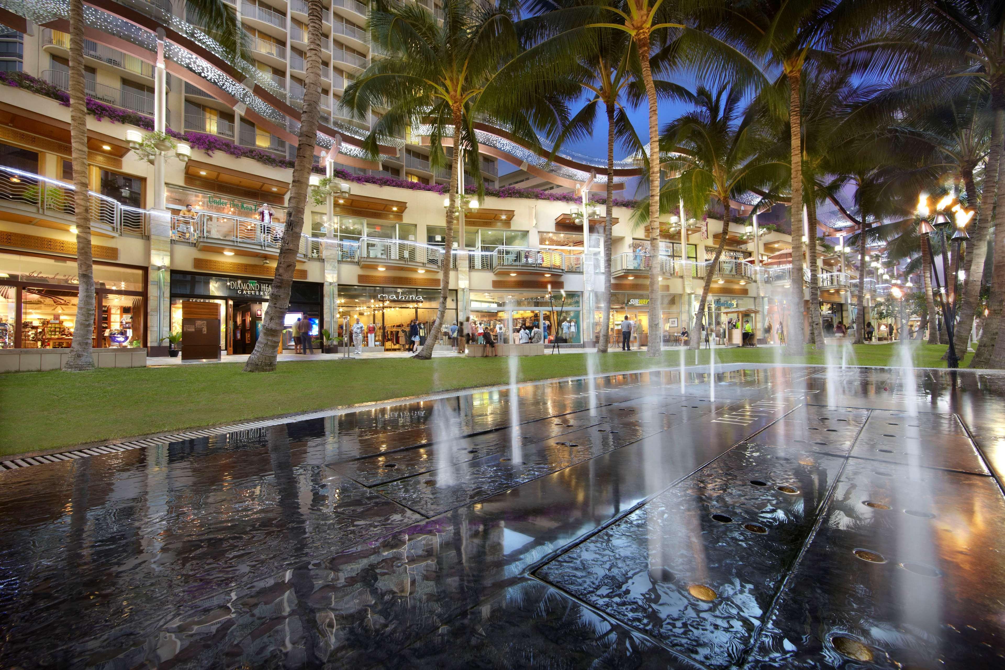 เอ็มบาสซี่ สวีทส์ โฮเต็ล ไวย์กิกิ บีชวอล์ค Hotel โฮโนลูลู ภายนอก รูปภาพ