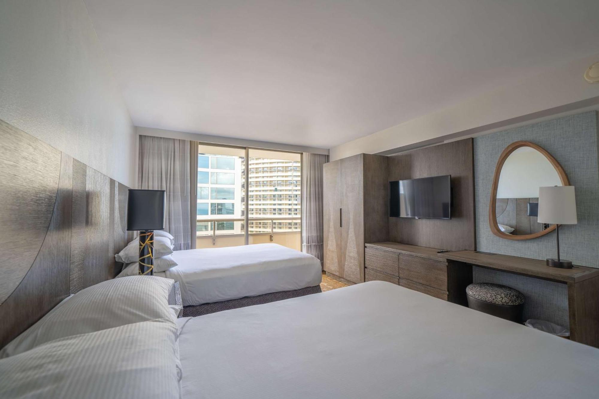 เอ็มบาสซี่ สวีทส์ โฮเต็ล ไวย์กิกิ บีชวอล์ค Hotel โฮโนลูลู ภายนอก รูปภาพ